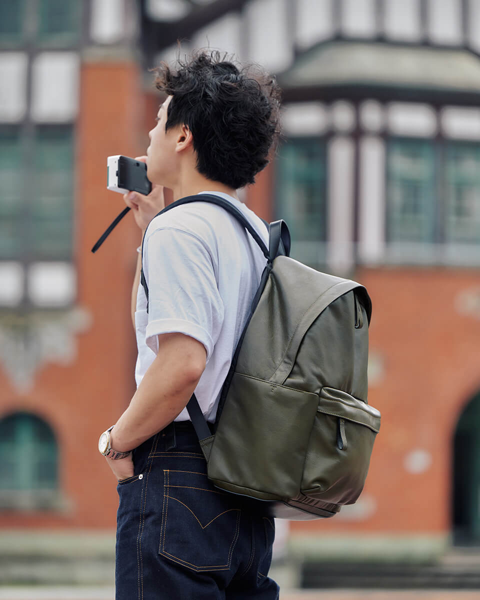 輕量防水後背包